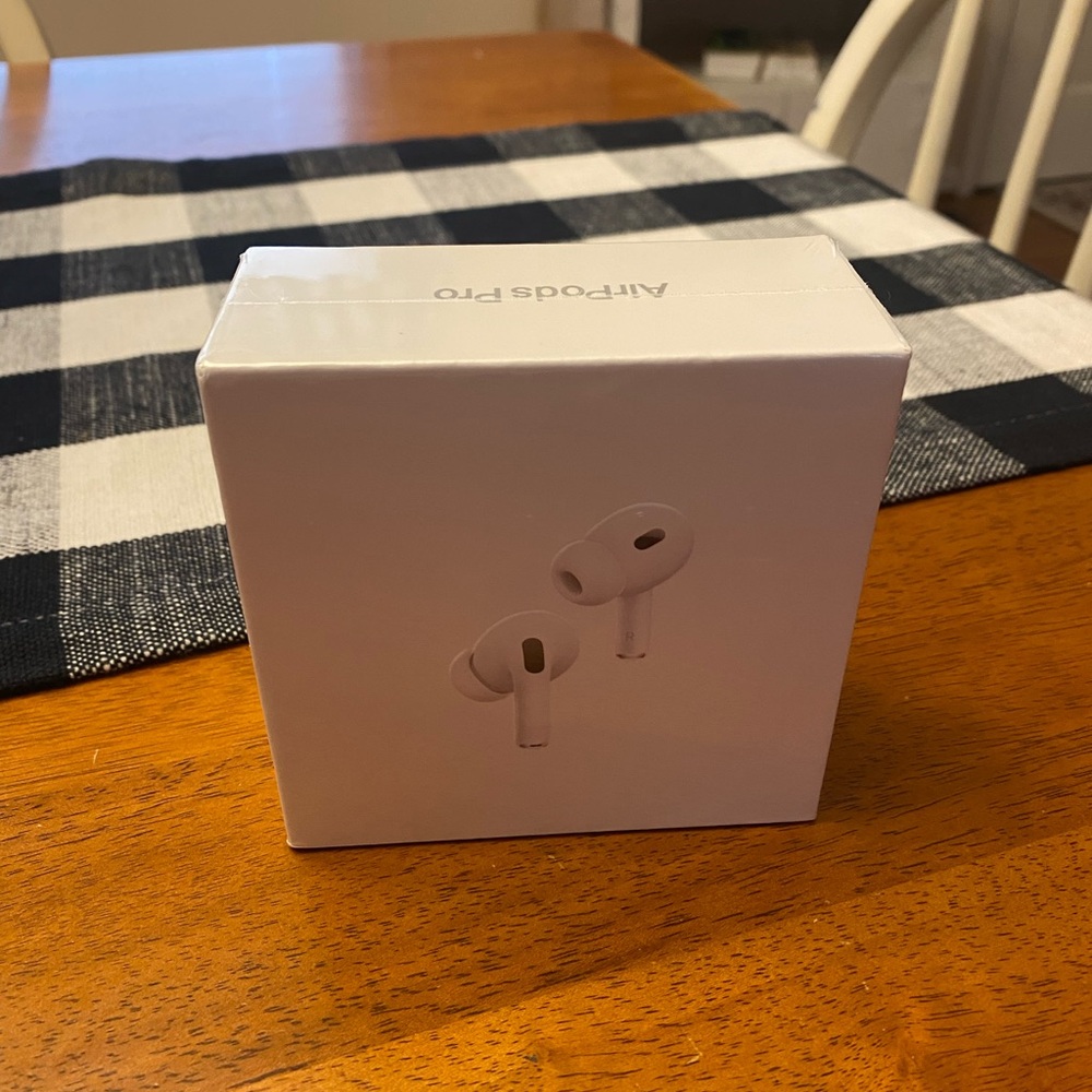 Apple AirPods Pro 2nd Generation with MagSafe Wireless Charging Case